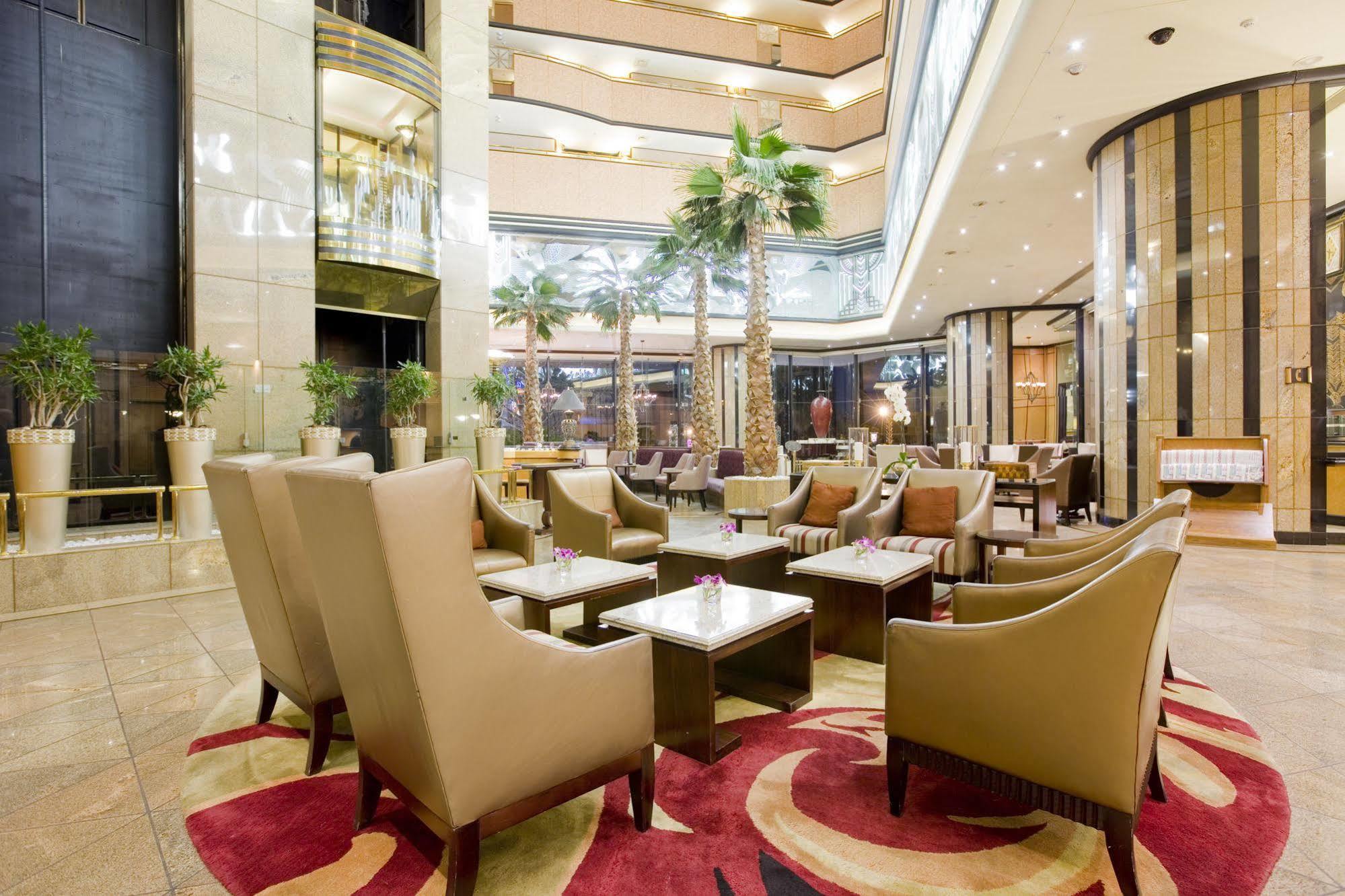 Intercontinental Johannesburg Sandton Towers, An Ihg Hotel Екстериор снимка