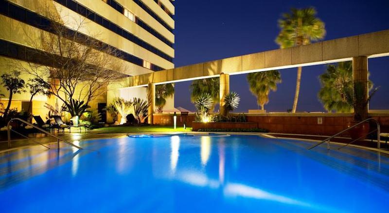 Intercontinental Johannesburg Sandton Towers, An Ihg Hotel Екстериор снимка